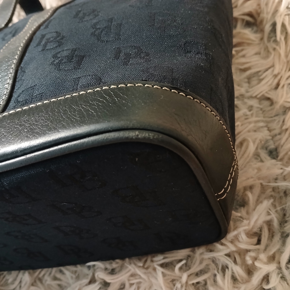 Dooney And Bourke Bag Classic - Picture 10 of 15